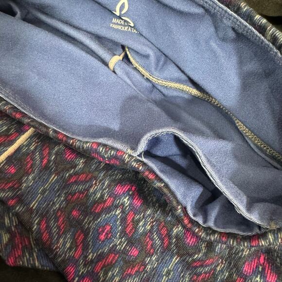 Prana Capri Leggings Purple Geometric Print Size S - Picture 7 of 7